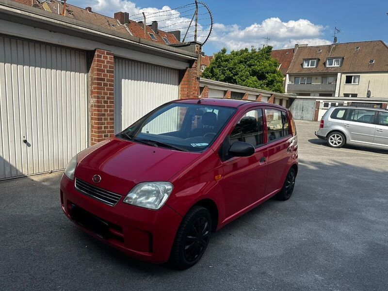 Rot Gebraucht 2005 Daihatsu Cuore Plus Kleinwagen | 1.500 € (Fairer Preis) - Bild 1/4