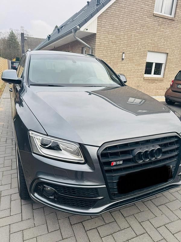 Grau Gebraucht 2016 Audi SQ5 Competition SUV | 26.800 € (Fairer Preis) - Bild 1/4