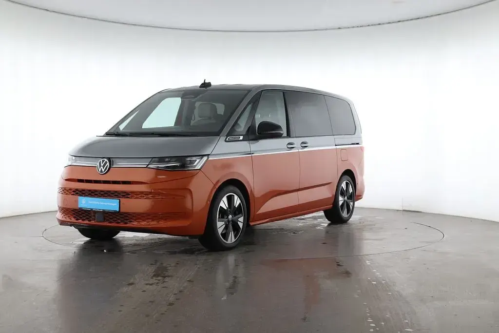 Gebraucht VW Multivan Style 245 PS (180 kW) 2026 Monosilber / energetic orange Van / Kleinbus