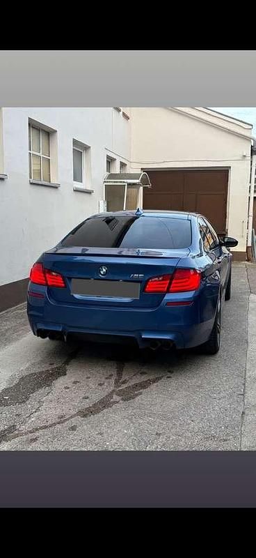 Gebraucht BMW M5 Basis 560 PS (411 kW) 2012 Blau Limousine