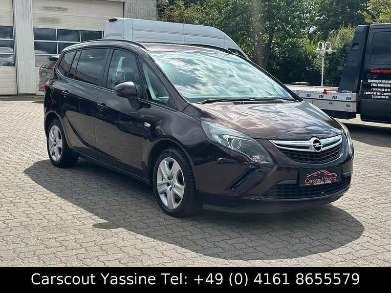 Braun Gebraucht 2013 Opel Zafira Tourer Edition Van / Kleinbus | 5.990 € (Guter Preis) - Bild 1/4