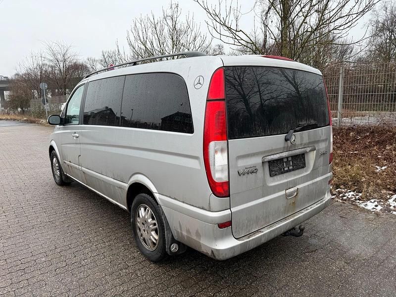 Gebraucht Mercedes Viano 150 PS (110 kW) 2004 Silber Van / Kleinbus