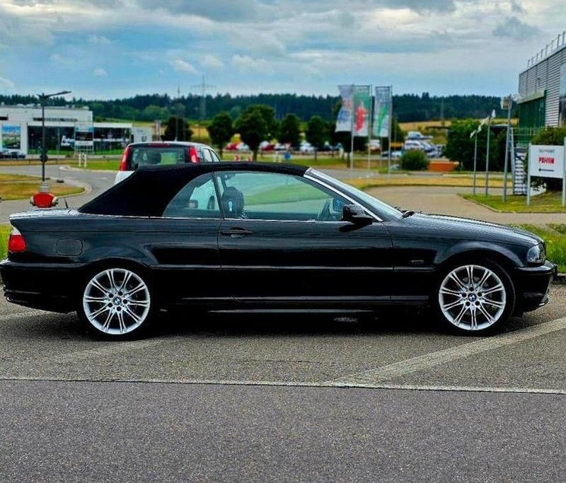 Gebraucht BMW 325 Cabriolet Performance 192 PS (141 kW) 2001 Schwarz Cabrio