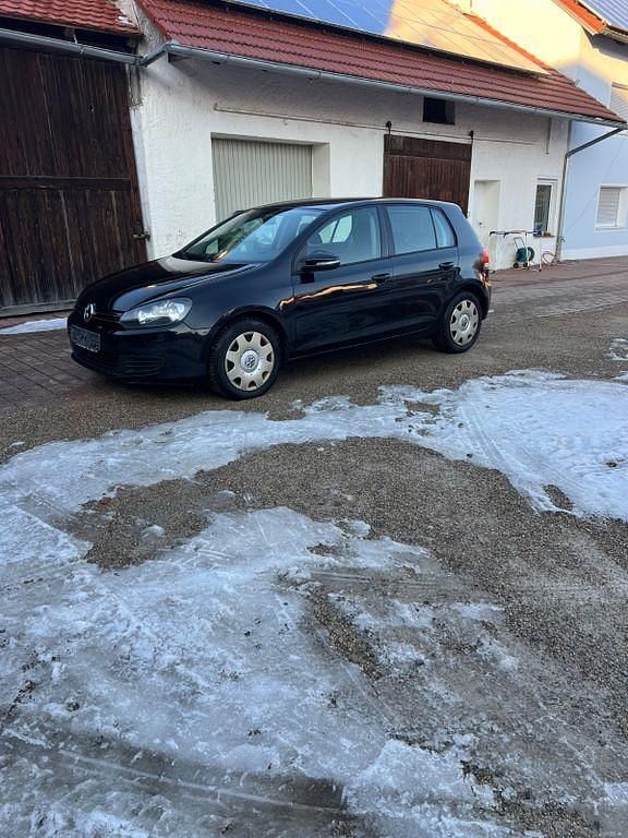 Schwarz Gebraucht 2009 VW Golf VI Comfortline Kleinwagen | 3.900 € (Fairer Preis) - Bild 1/4