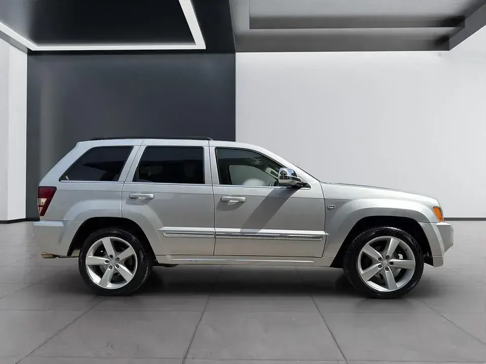 Gebraucht Jeep Grand Cherokee Limited 326 PS (239 kW) 2006 Silber SUV