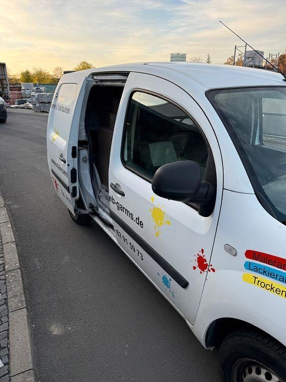 Usado Renault Kangoo Expression 90 HP (66 kW) 2014 Branco Monovolume