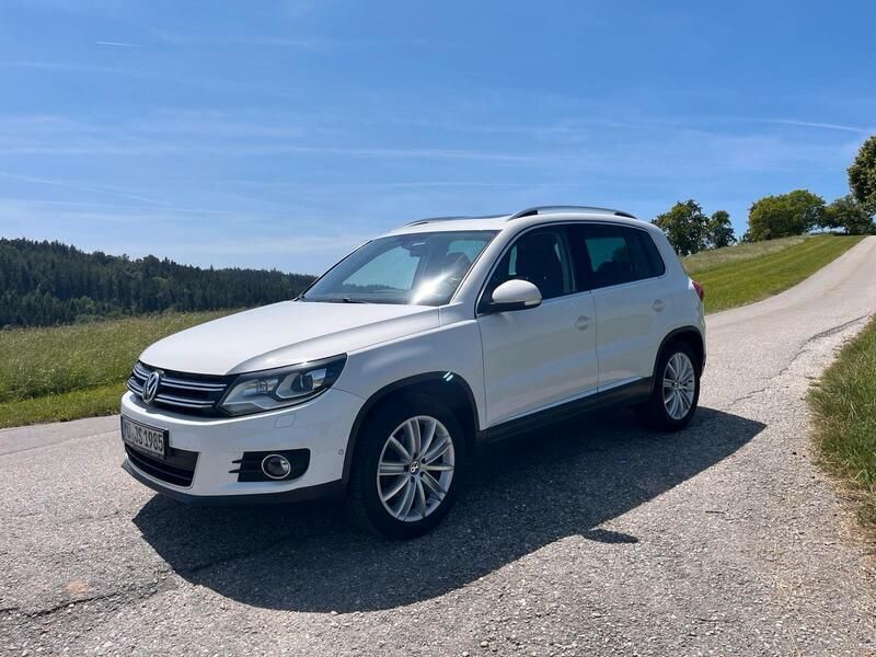Weiß Gebraucht 2013 VW Tiguan SUV | 15.150 € (Teuer) - Bild 1/4