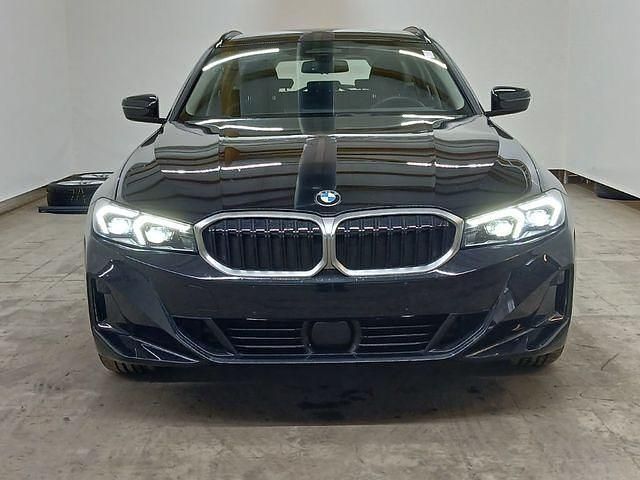 Gebraucht BMW 320 Shadowline 190 PS (139 kW) 2024 Schwarzkeine angabe Kombi