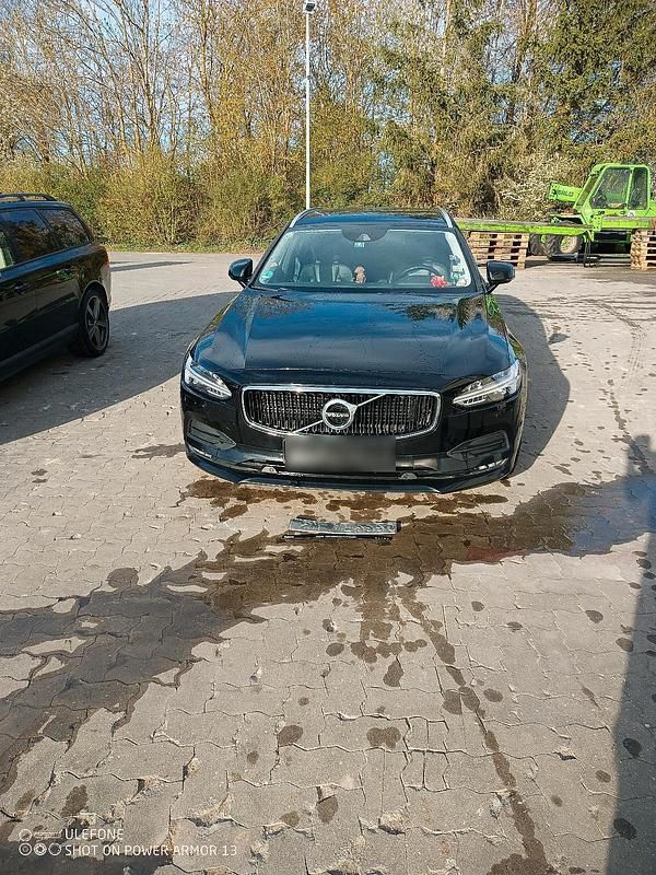 Second-hand Volvo V90 190 CP (139 kW) 2017 Negru Break