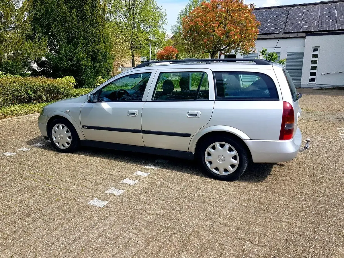 Usata Opel Astra 105 CV (77 kW) 2004 Station wagon