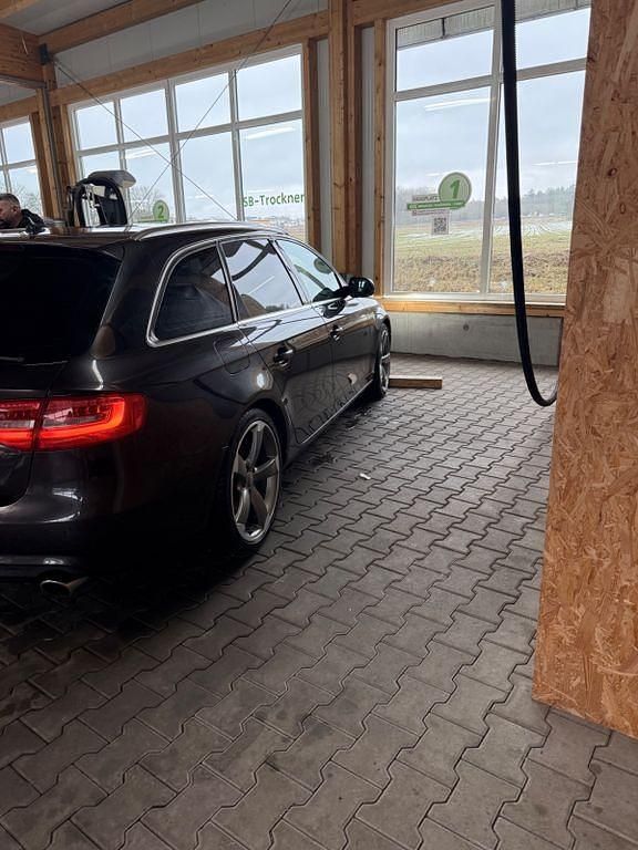 Gebraucht Audi A4 Ambition 170 PS (125 kW) 2012 Schwarz Kombi