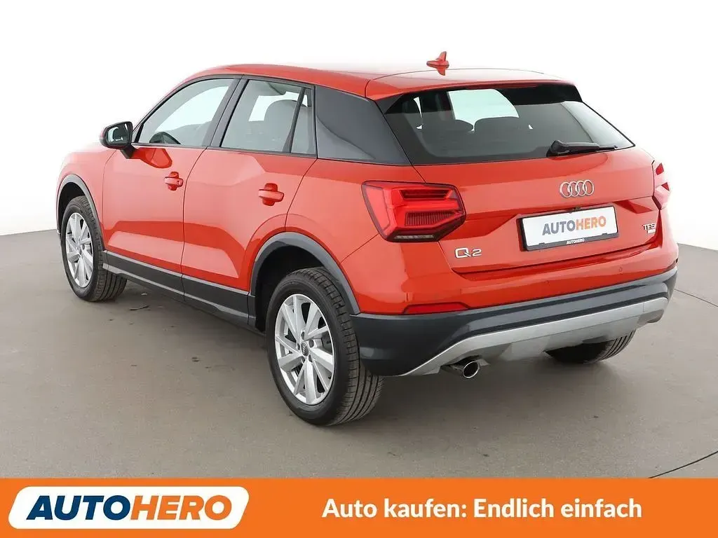Gebraucht Audi Q2 Sport 116 PS (85 kW) 2018 Orange SUV