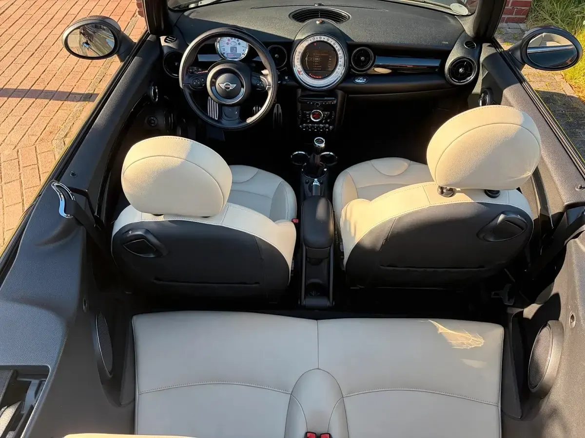 Gebraucht Mini Cooper S Cabriolet 184 PS (135 kW) 2012 Schwarz Cabrio