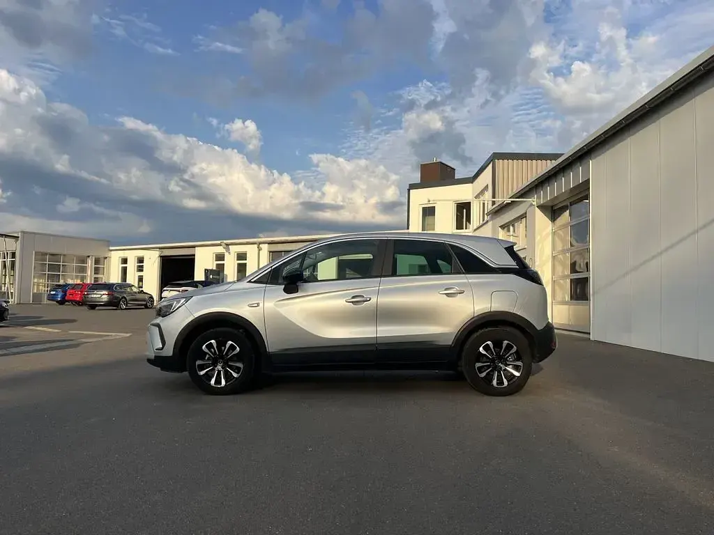 Gebraucht Opel Crossland Elegance 110 PS (80 kW) 2023 Silber SUV