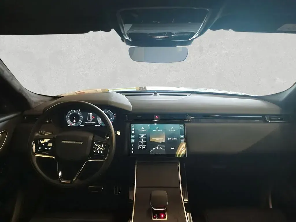 Gebraucht Land Rover Range Rover Velar Autobiography 400 PS (294 kW) 2023 Zadar grey SUV