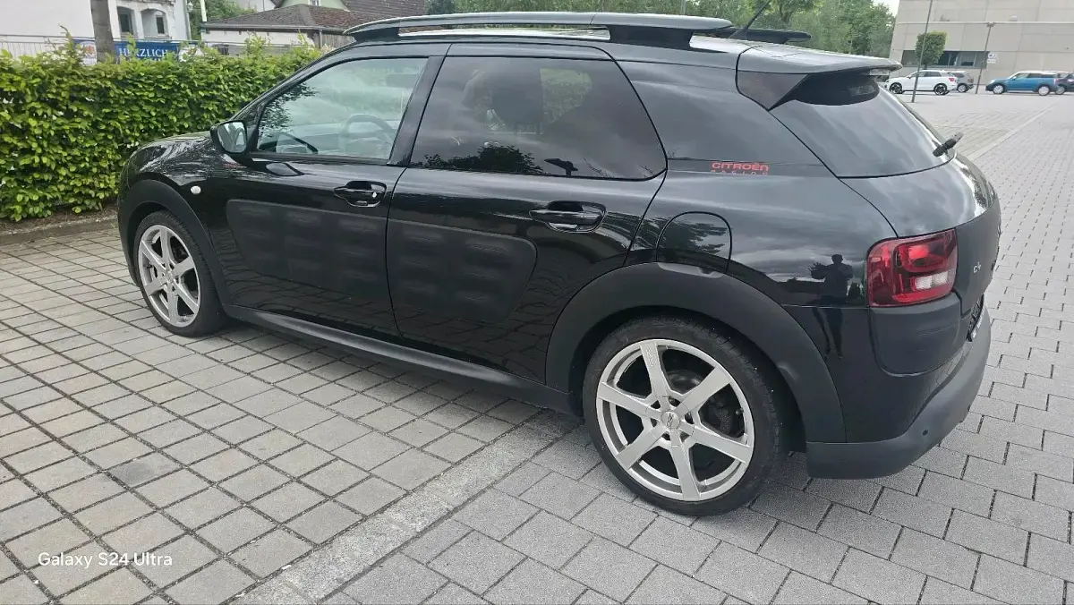 Usata Citroën C4 110 CV (80 kW) 2015 Nero Berlina