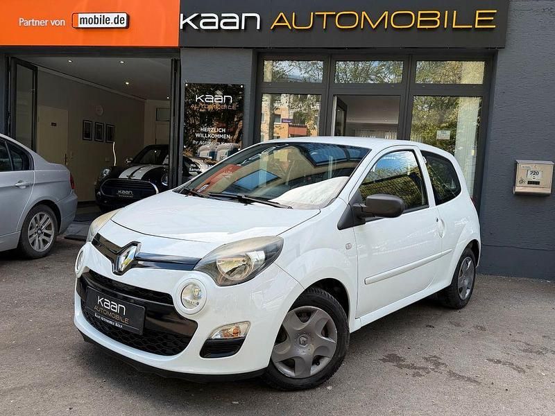 Second-hand Renault Twingo Expression 75 CP (55 kW) 2012 Alb Hatchback