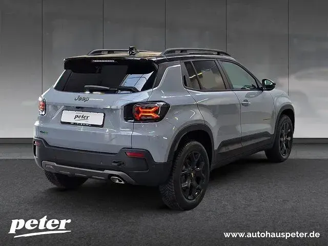 Neu Jeep Avenger North 145 PS (106 kW) 2026 Storm grey/dach schwarz SUV