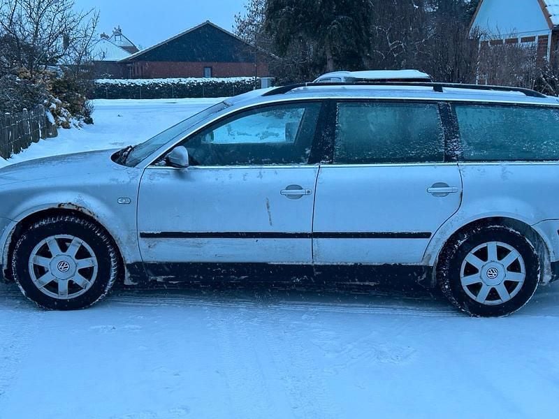 Gebraucht VW Passat 101 PS (74 kW) 2003 Kombi