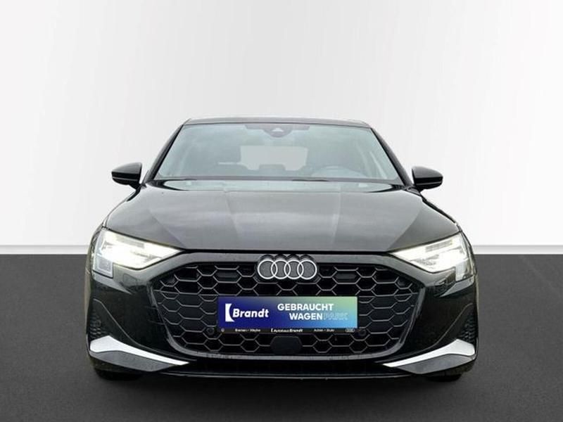 Second-hand Audi A3 Advanced 150 CP (110 kW) 2024 Berlinǎ