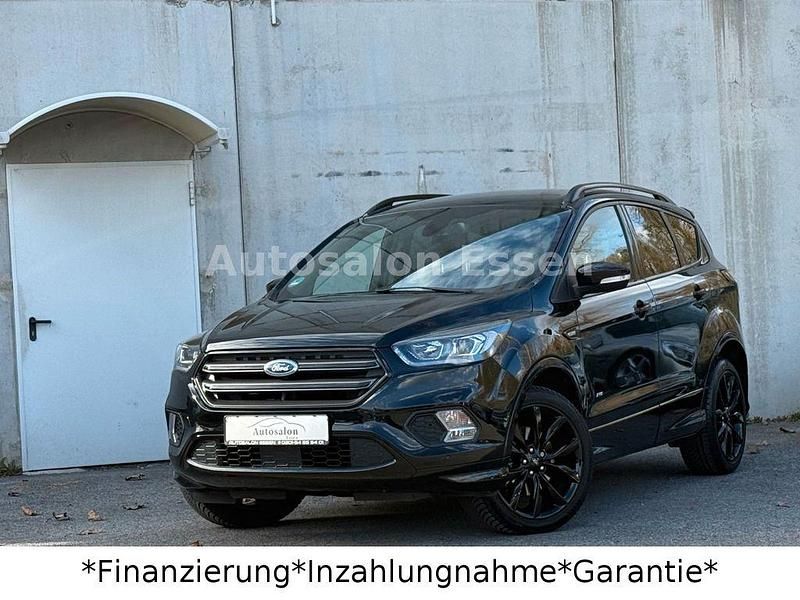 Gebraucht Ford Kuga ST-Line 175 PS (128 kW) 2019 Schwarz SUV
