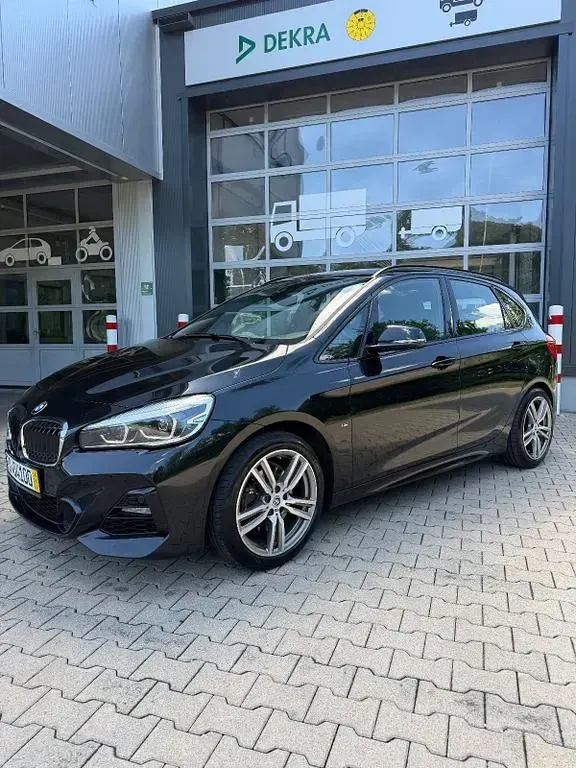 Gebraucht BMW 218 Active Tourer M Sport 150 PS (110 kW) 2021 Schwarz Van / Kleinbus