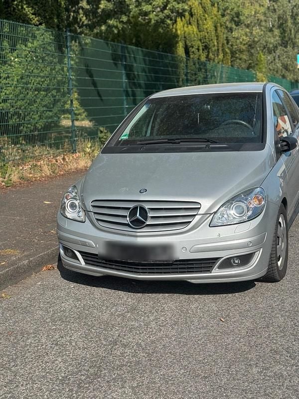 Gebraucht 2007 Mercedes B180 Van / Kleinbus | 3.600 € (Superpreis) - Bild 1/4