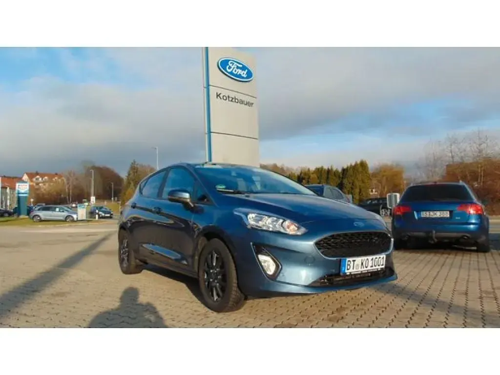 Gebraucht Ford Fiesta Cool & Connect 101 PS (74 kW) 2019 Chromablau metallic (metallic) Kleinwagen