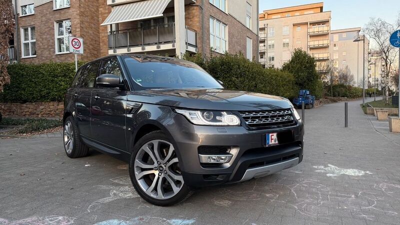 Grau Gebraucht 2015 Land Rover Range Rover Sport HSE SUV | 15.300 € (Superpreis) - Bild 1/4