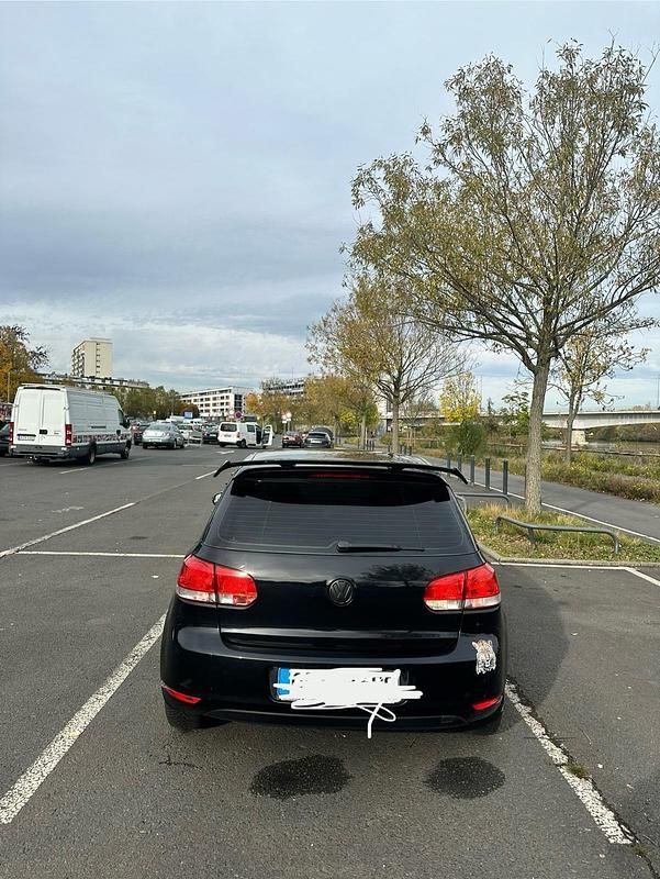 Schwarz Gebraucht 2009 VW Golf VI Limousine | 4.000 € (Fairer Preis) - Bild 1/4