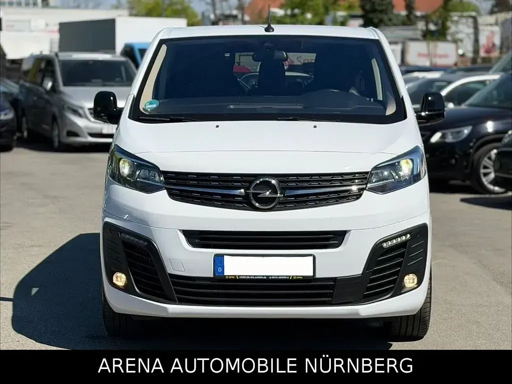 Gebraucht Opel Zafira Life 177 PS (130 kW) 2023 Weiß Van / Kleinbus