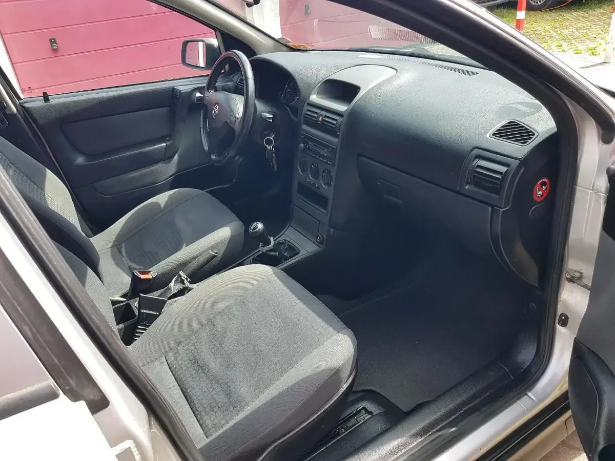 Gebraucht Opel Astra 105 PS (77 kW) 2004 Kombi