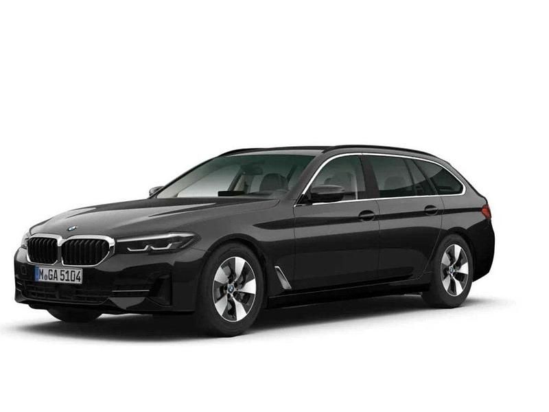 Gebraucht BMW 520 Comfort Edition 190 PS (139 kW) 2022 Black sapphire (schwarz) Kombi