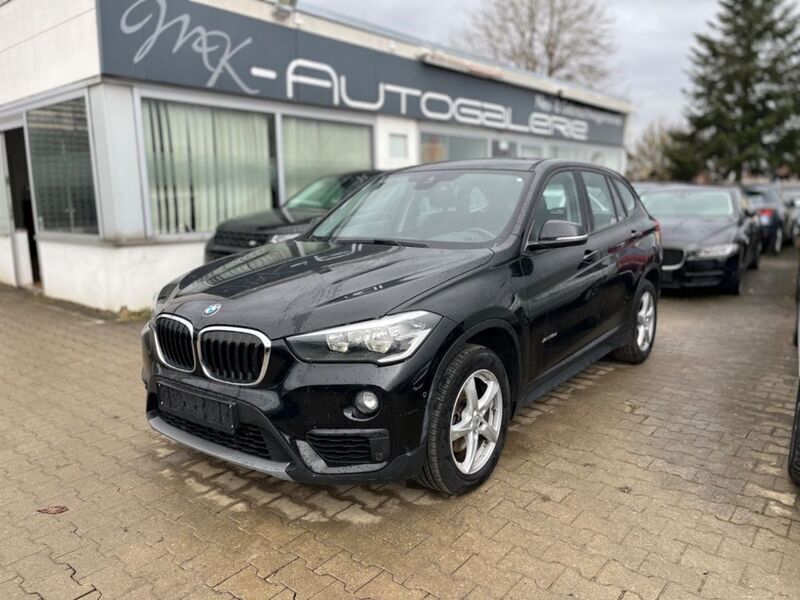 Schwarz Gebraucht 2016 BMW X1 Advantage SUV | 11.990 € - Bild 1/4