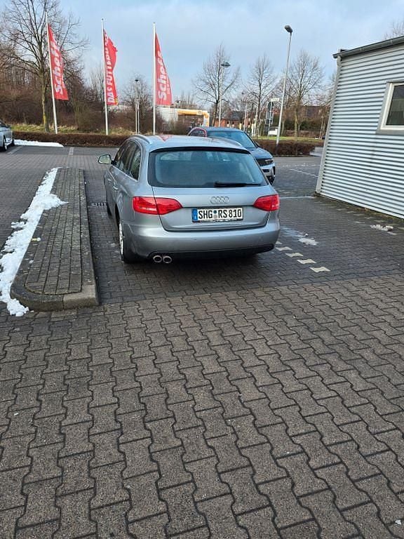 Gebraucht Audi A4 Ambiente 143 PS (105 kW) 2009 Grau Kombi