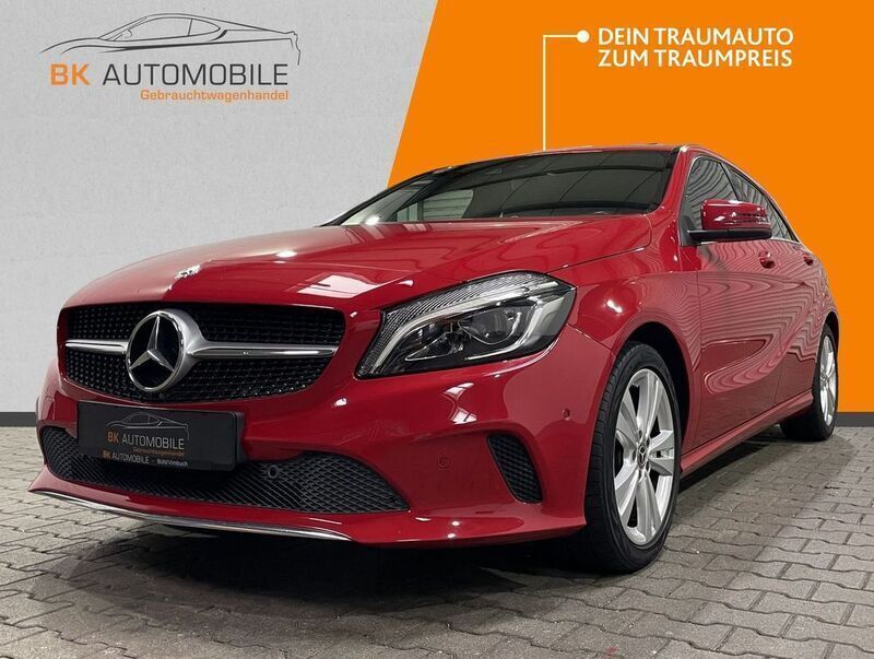Rot Gebraucht 2017 Mercedes A180 Urban Limousine | 17.700 € (Fairer Preis) - Bild 1/4