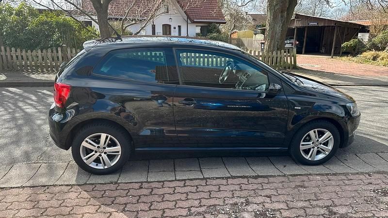 Gebraucht VW Polo Life 85 PS (62 kW) 2014 Schwarz Limousine