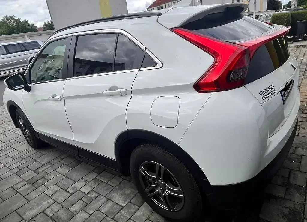 Gebraucht Mitsubishi Eclipse Cross 163 PS (119 kW) 2018 Weiß SUV