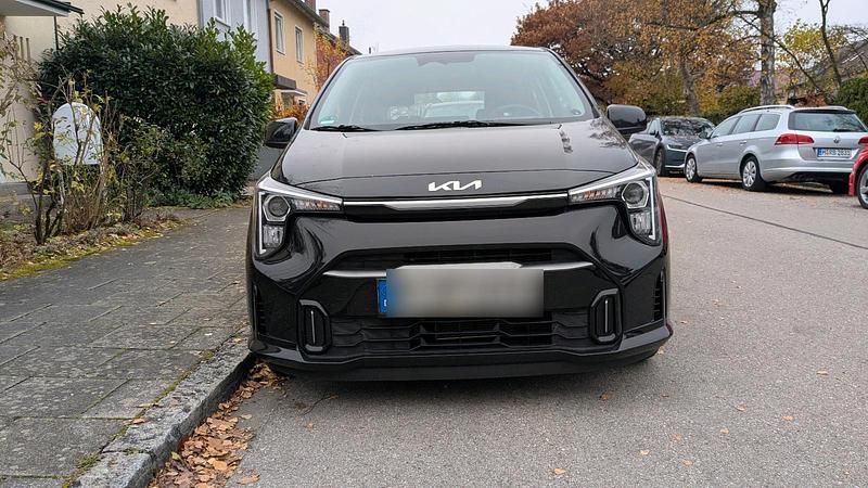 Schwarz Gebraucht 2024 Kia Picanto Vision Kleinwagen | 13.980 € (Fairer Preis) - Bild 1/4
