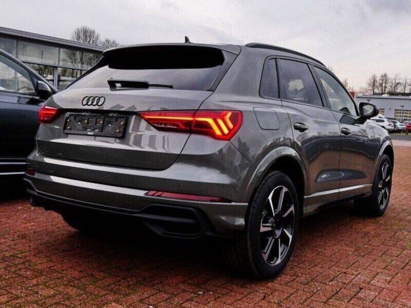 Gebraucht Audi Q3 S-Line 150 PS (110 kW) 2024 Chronosgrau metallic SUV
