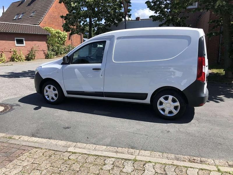 Gebraucht Dacia Dokker Ambiance 83 PS (61 kW) 2014 Gletscherweiss Van / Kleinbus