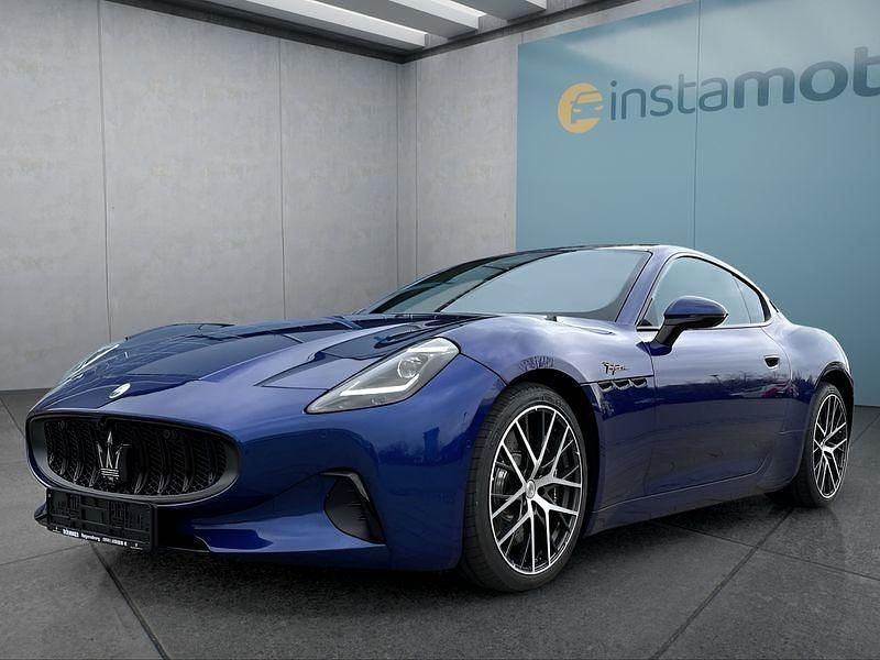 Blau Neu 2025 Maserati Granturismo Coupé | 164.949 € (Teuer) - Bild 1/4