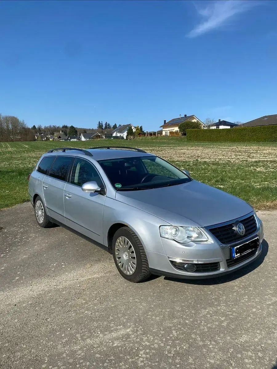 Gebraucht VW Passat Comfortline 140 PS (102 kW) 2009 Silber Kombi