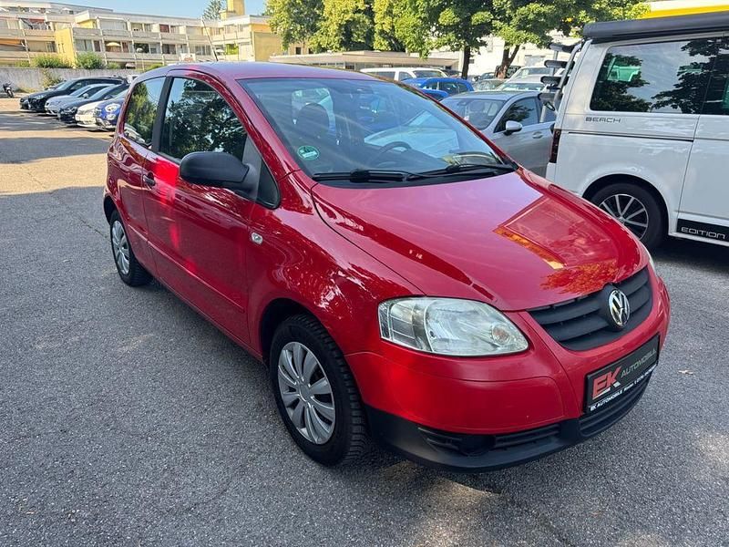 Gebraucht VW Fox Refresh 54 PS (39 kW) 2009 Rot Kleinwagen
