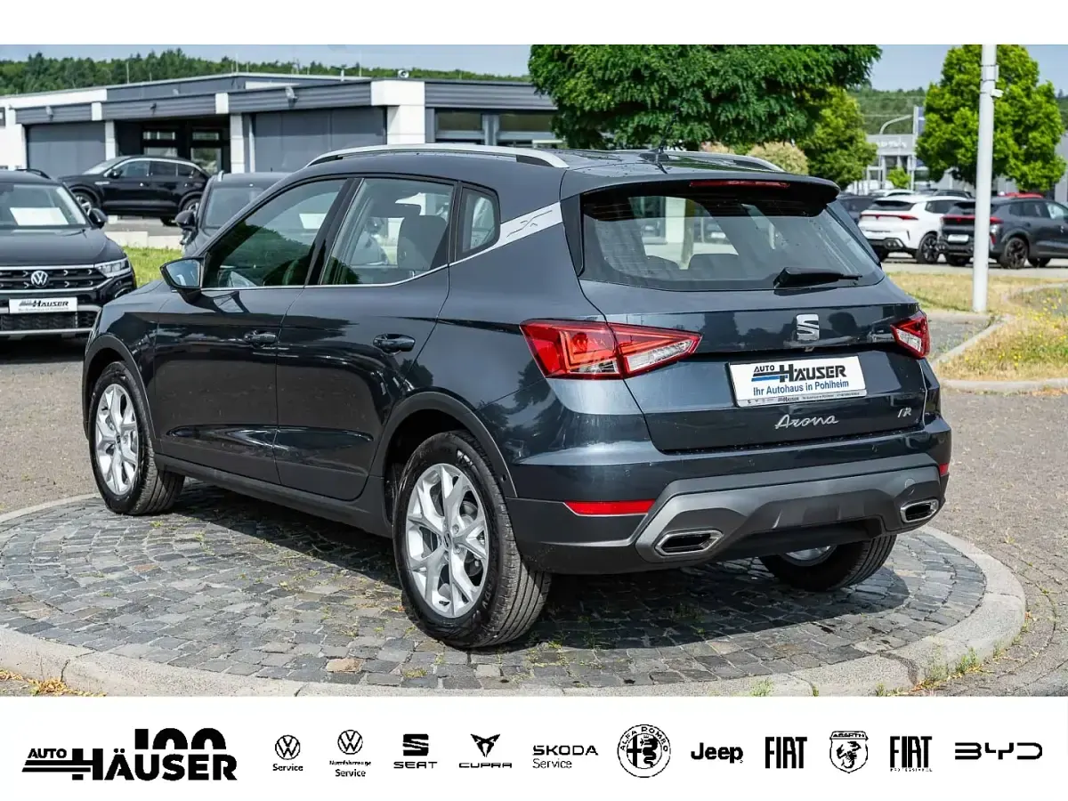 Neu Seat Arona FR 116 PS (85 kW) 2025 Grau SUV