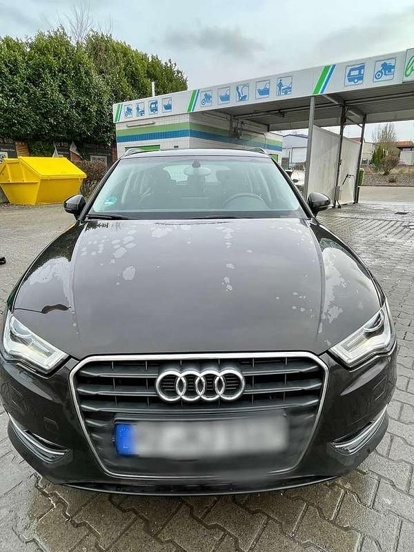 Gebraucht Audi A3 Attraction 105 PS (77 kW) 2014 Kombi