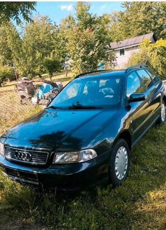 Gebraucht Audi A4 100 PS (73 kW) 1997 Schwarz Kombi