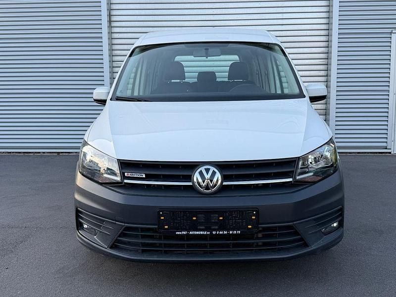 Gebraucht VW Caddy Trendline 122 PS (89 kW) 2015 Weiß Van / Kleinbus