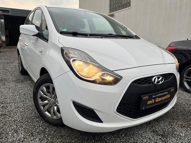 Gebraucht Hyundai ix20 Classic 90 PS (66 kW) 2016 Weiß Kleinwagen
