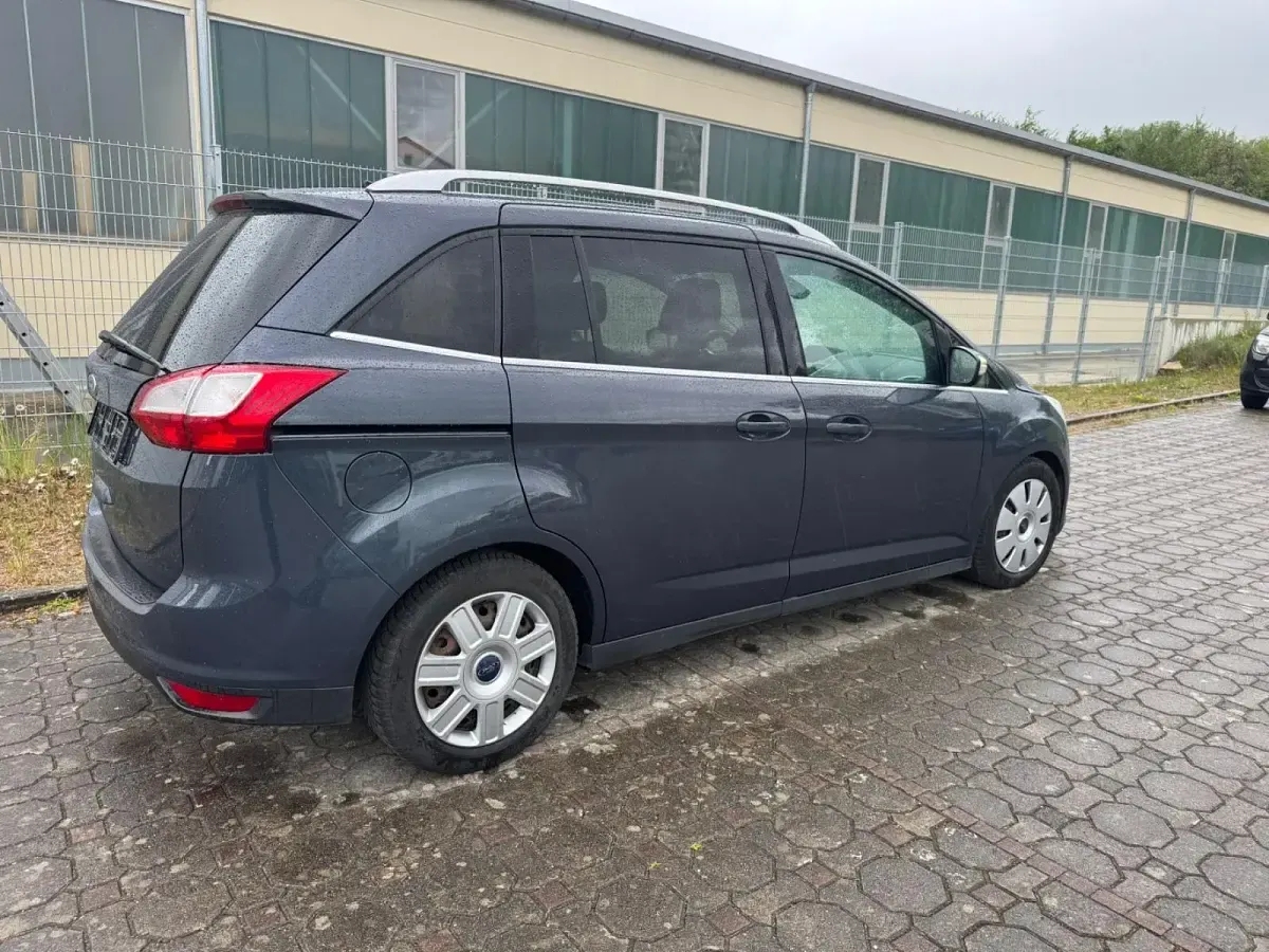 Gebraucht Ford C-MAX 140 PS (102 kW) 2011 Grau Van / Kleinbus